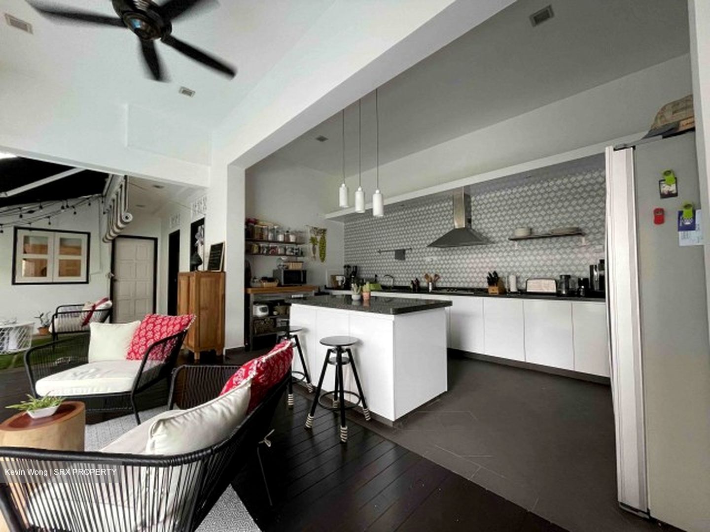 Upper East Coast Road (D15), Terrace #632107041